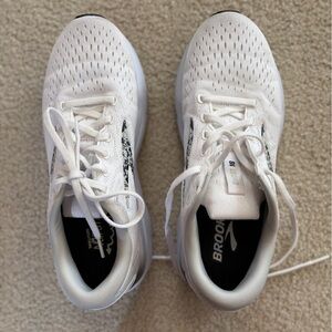 WOMENS GHOST 16 RUNNING SHOE